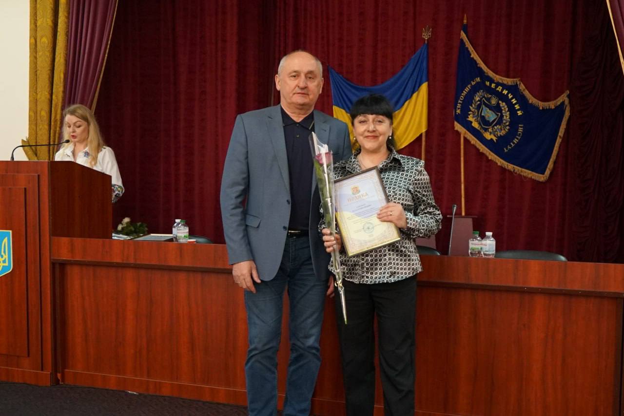 Володимир Ширма відзначив медичних сестер з нагоди професійного свята 