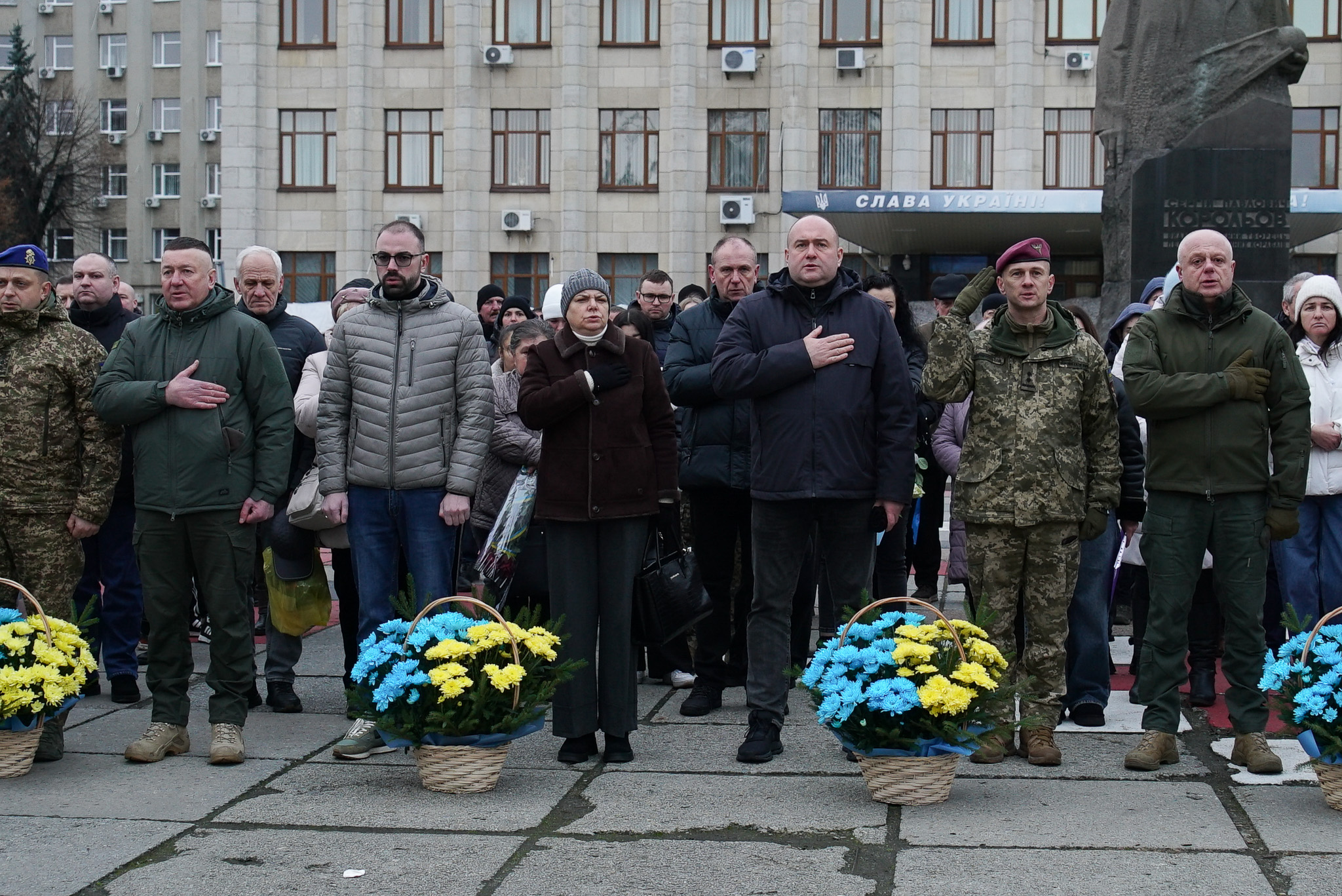 З нагоди Дня Збройних Сил України у Житомирі вшанували Героїв та відзначили мужність захисників