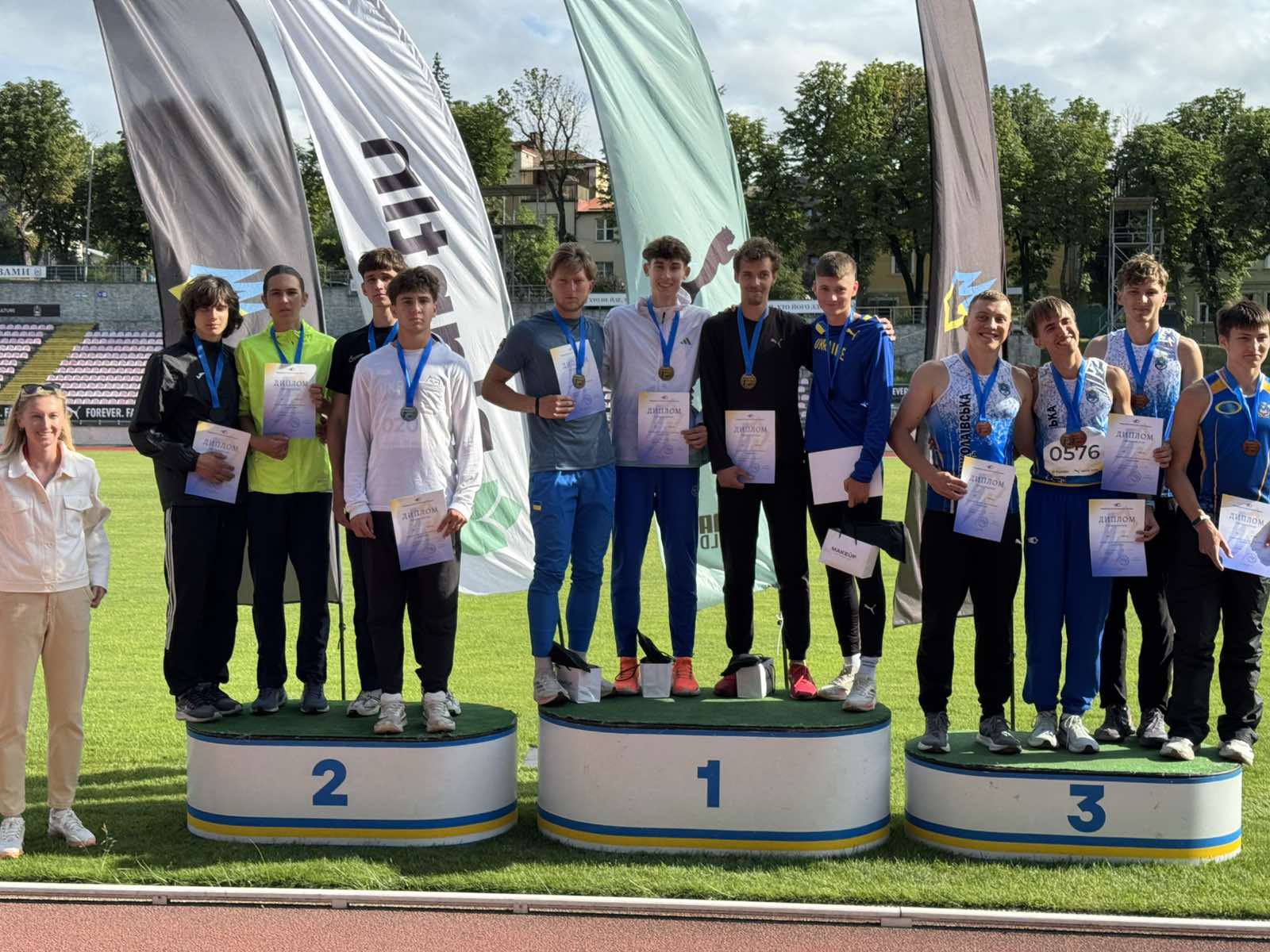 Команда Житомирської СДЮСШОР виборола І місце серед спортивних шкіл на чемпіонаті України з легкої атлетики та здобула 22 медалі