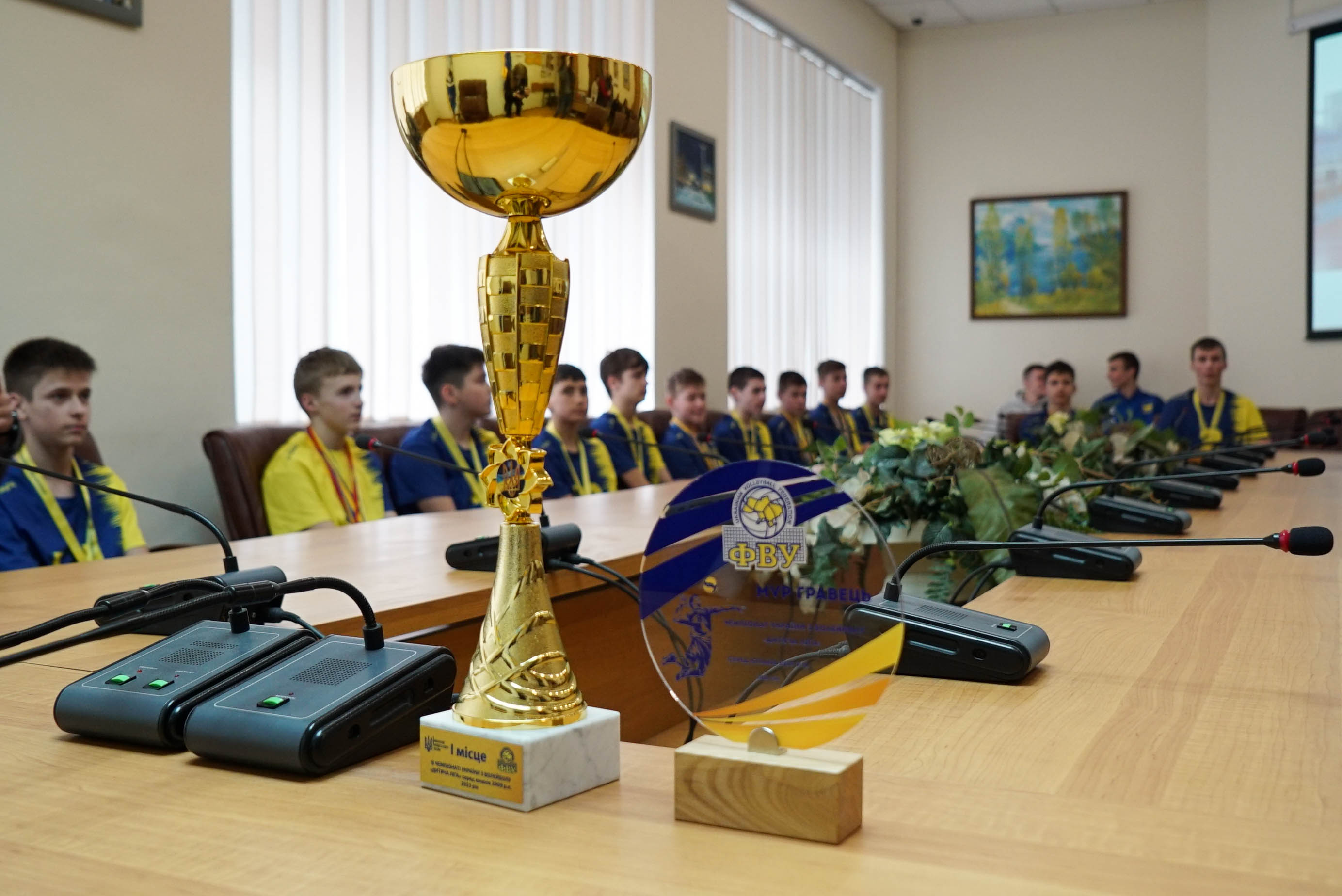 Володимир Ширма привітав чемпіонів України з волейболу