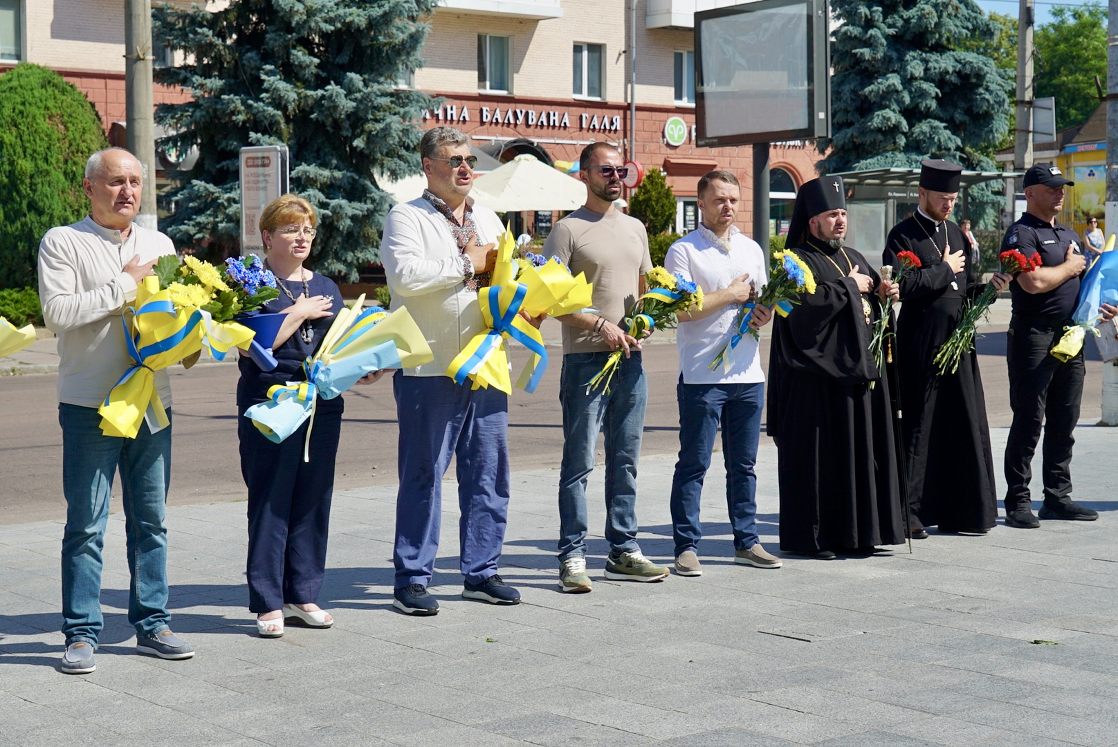 У День Конституції в Житомирі вшанували борців за Україну