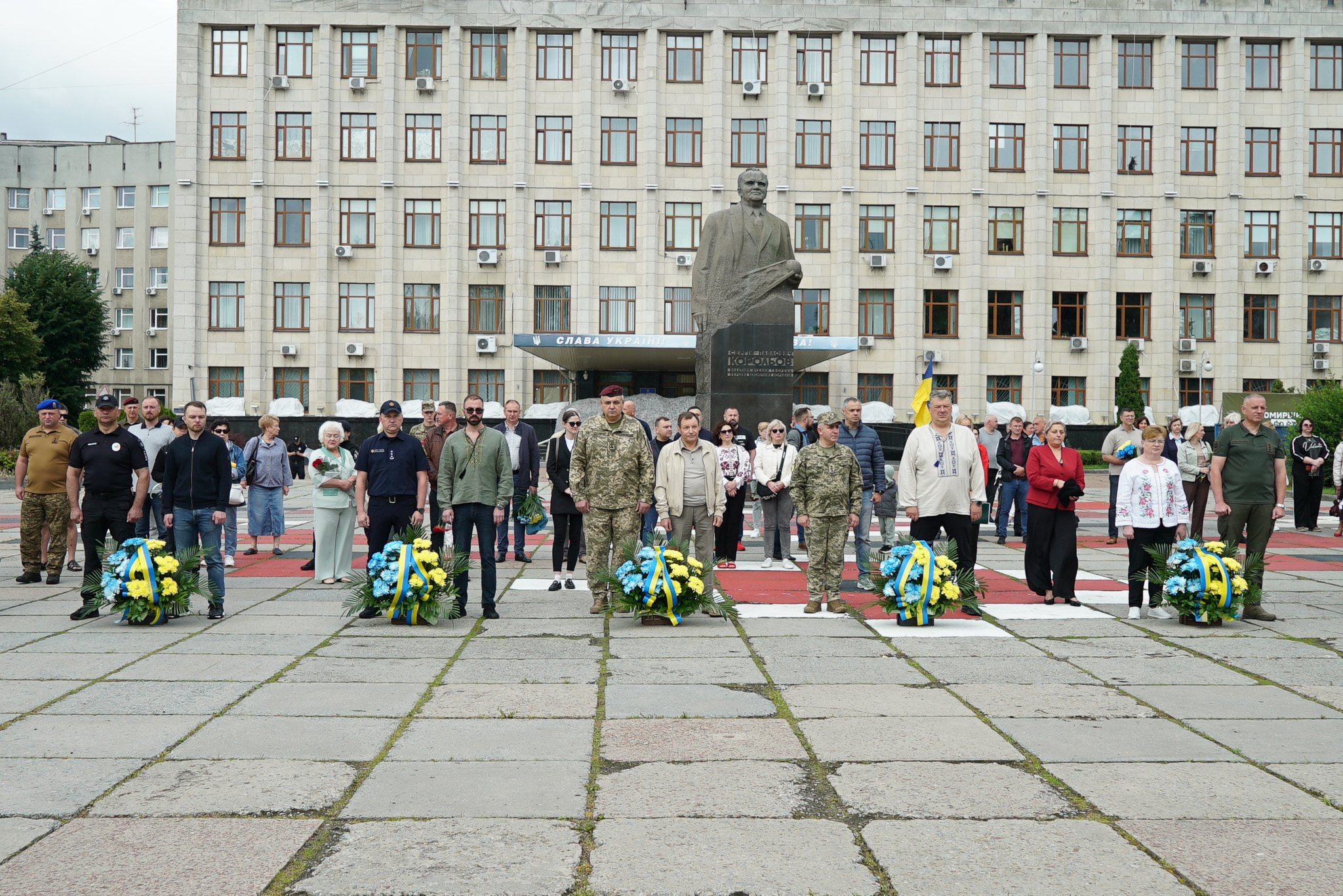 28 червня — День Конституції України: у Житомирі вшанували Героїв
